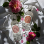 parfums de linge rose élixir et rose élégante de mathilde m dans un flacon en verre 75 ml